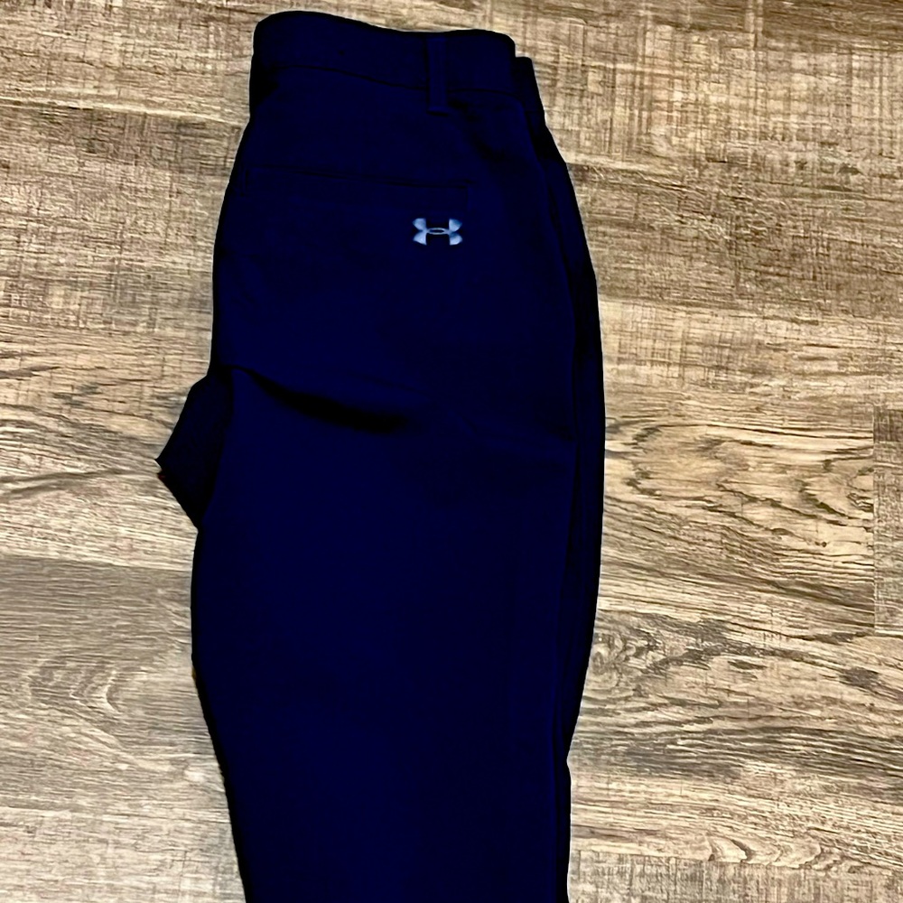 Like “new” Navy Blue 32 x 32 Under Armour Golf Pants